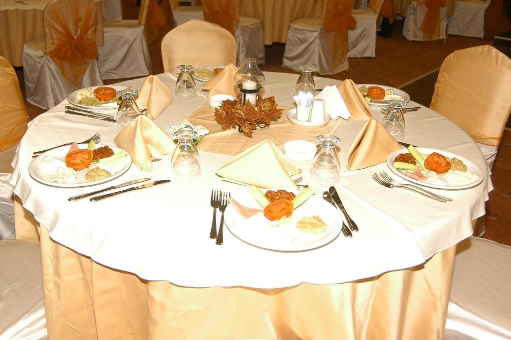 Palmcity Hotel Akhisar エクステリア 写真